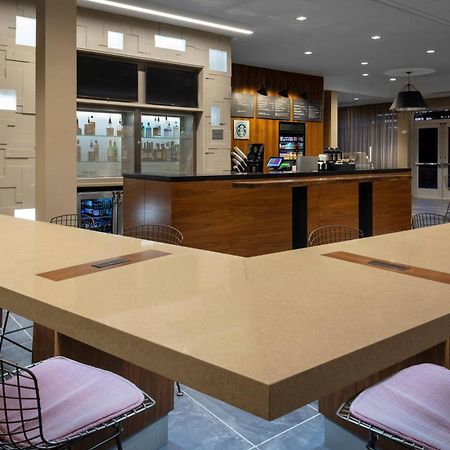 Hotel Courtyard By Marriott Indianapolis West-Speedway Exteriér fotografie