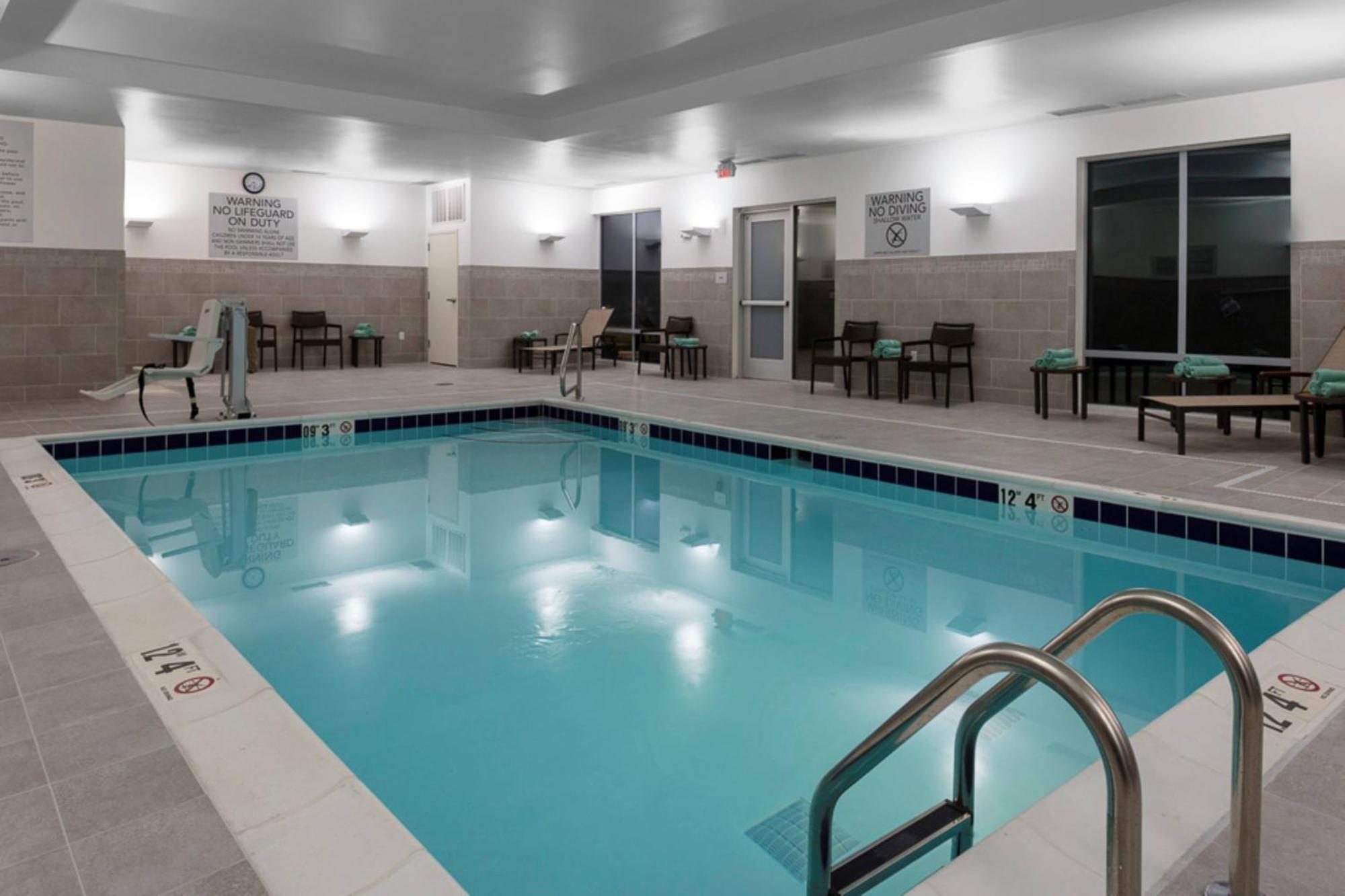 Hotel Courtyard By Marriott Indianapolis West-Speedway Exteriér fotografie
