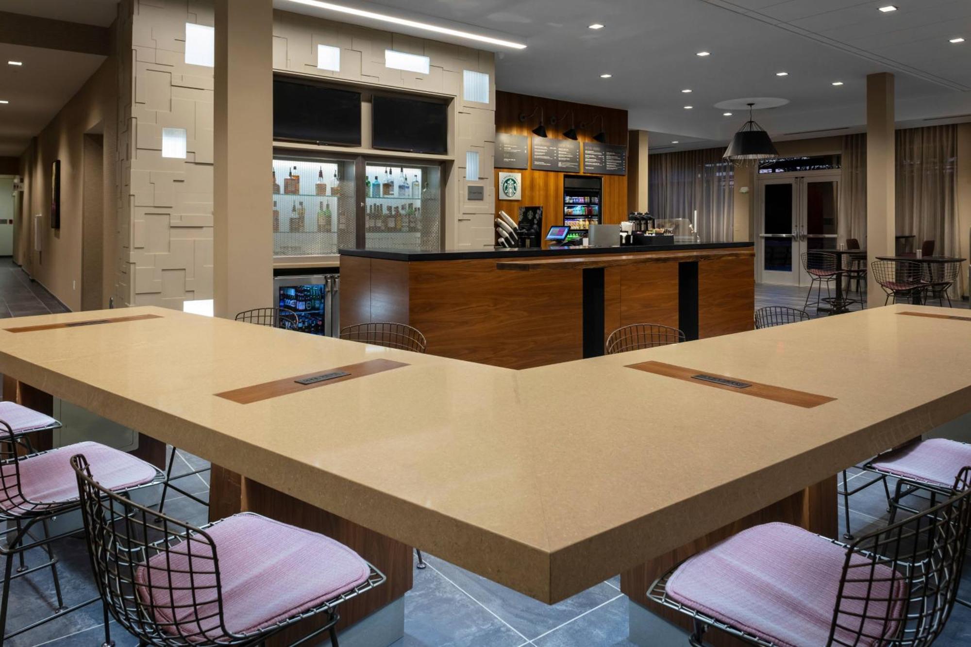 Hotel Courtyard By Marriott Indianapolis West-Speedway Exteriér fotografie